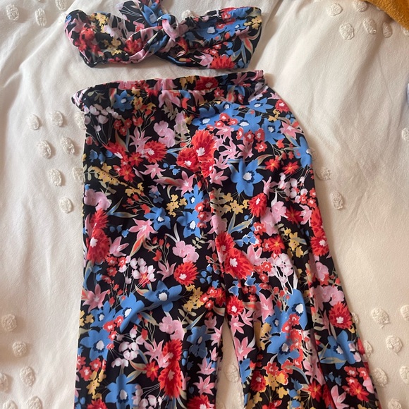 Superrrr cute RESA set. Worn once - Picture 2 of 3